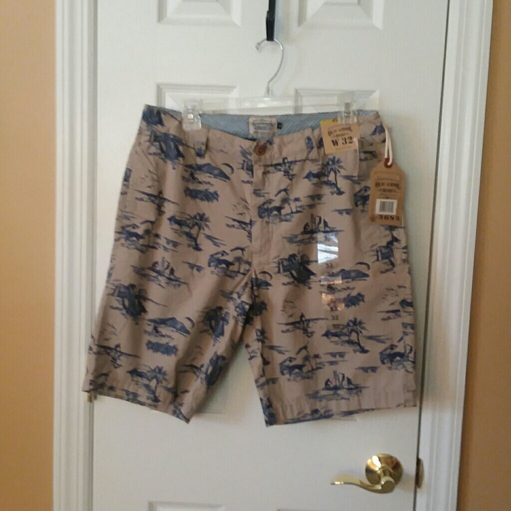 Olde School Mens Flat Front Print Shorts